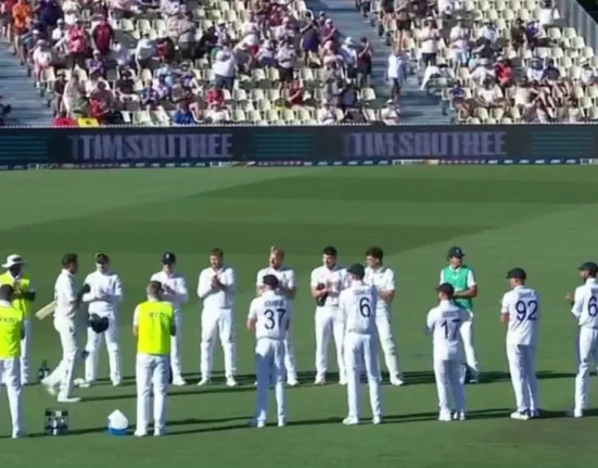 Tim Southee guard of honour .webp